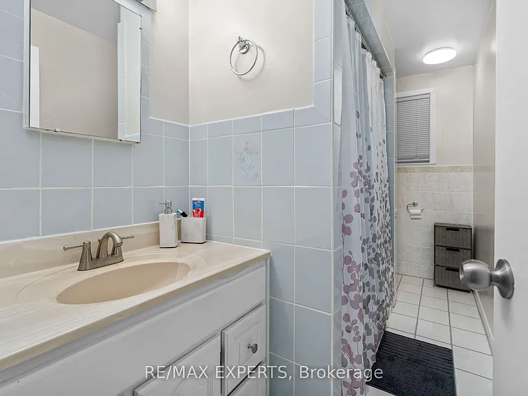 423A Valermo Dr #BASEMENT — Photo 9