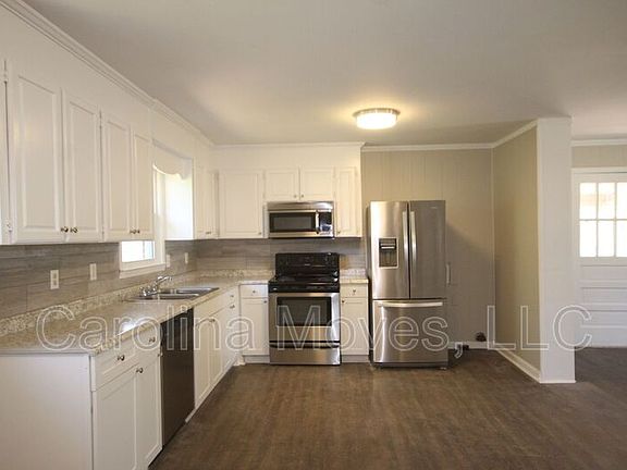 5th image of 432 Rockvale Dr