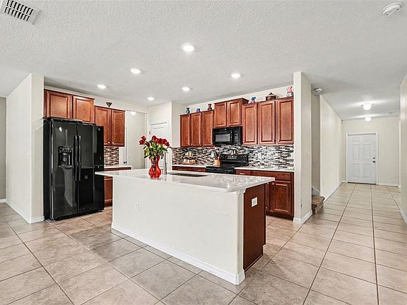 3rd image of 10022 Carloway Hills Dr