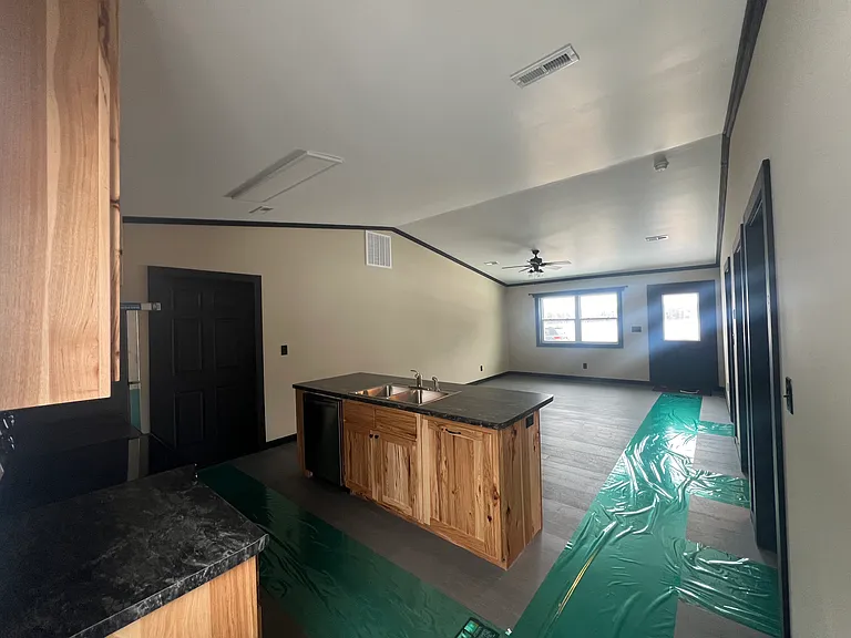 904 N 6th St #1 — Photo 11