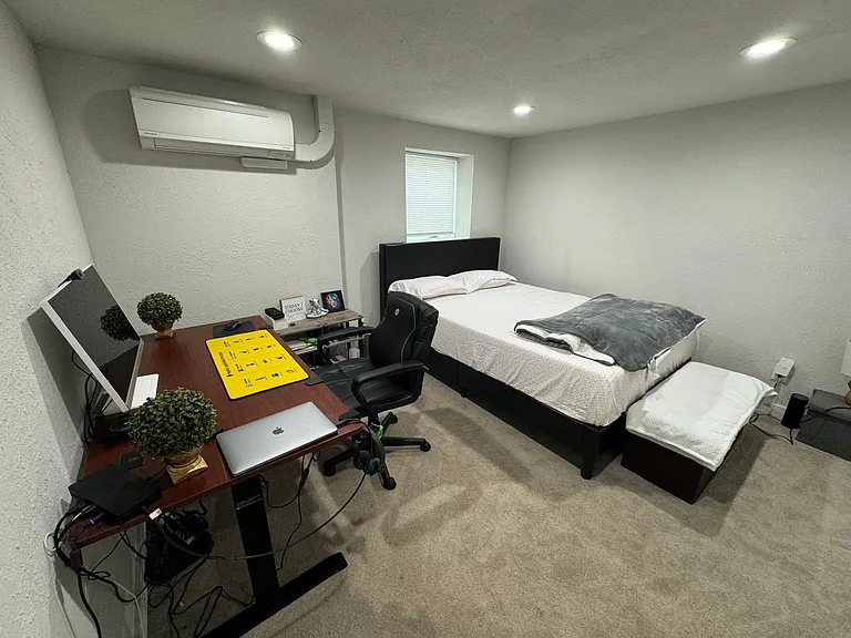 Bedroom 2 with AC