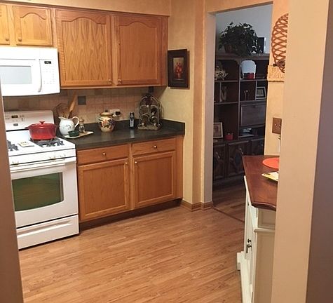 4th image of 1327 E Washington St Unit 205