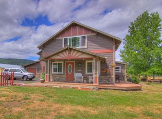 1522 Minear Rd, Medford, OR 97501