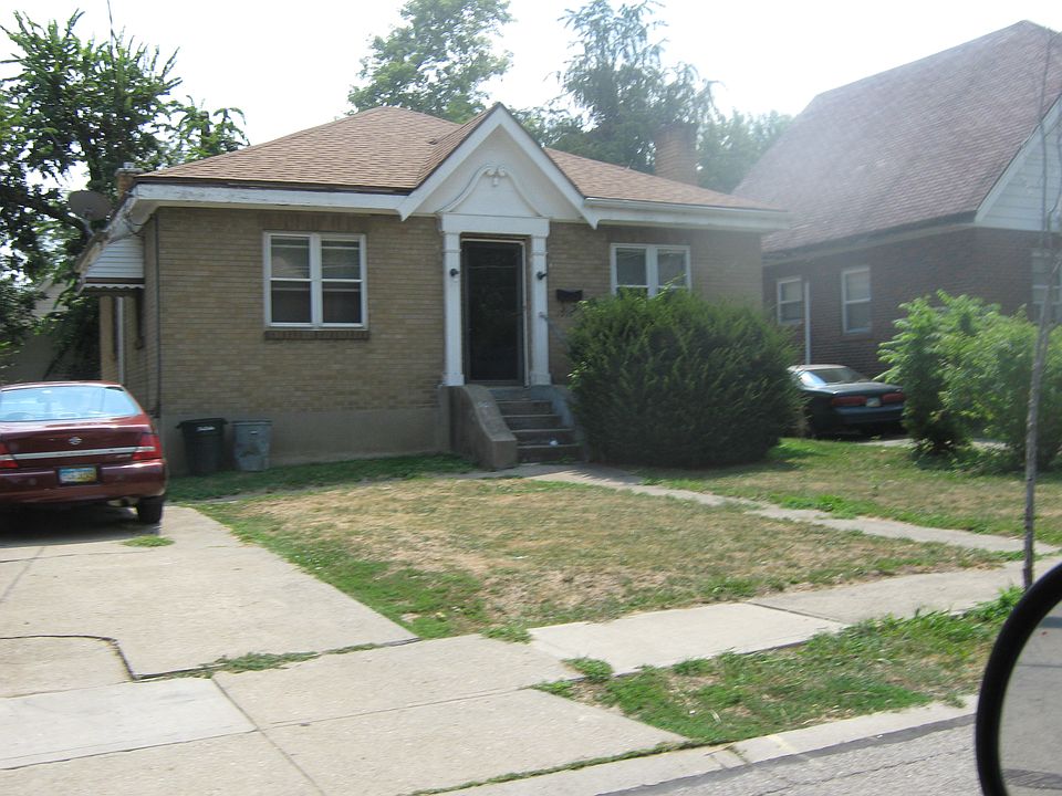 1st image of 1917 Emma Pl
