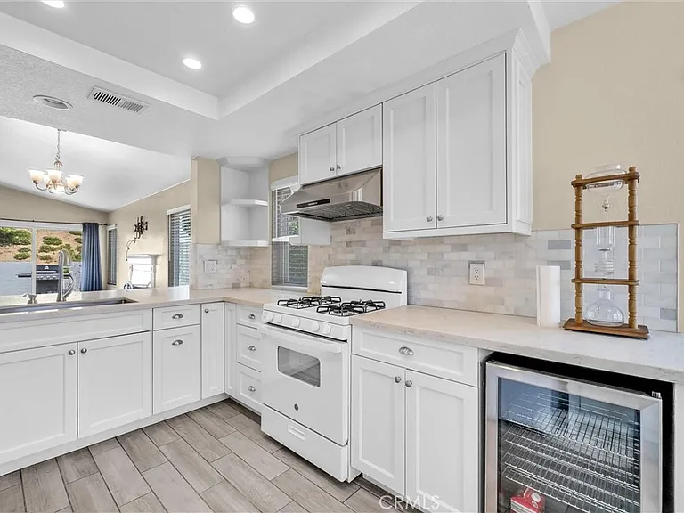 501 Roosevelt St — Photo 10