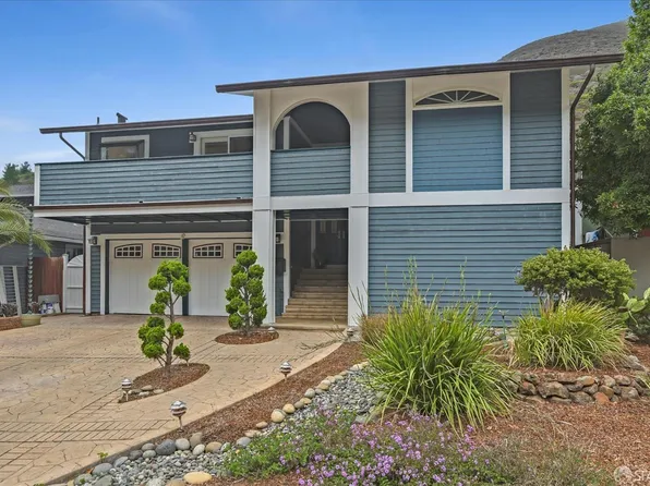 622 Big Bend Dr, Pacifica, CA 94044