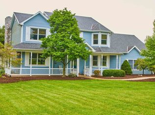 6826 Hosler Rd, Leo, IN 46765