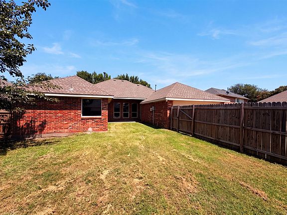 5th image of 6401 Marquett Dr