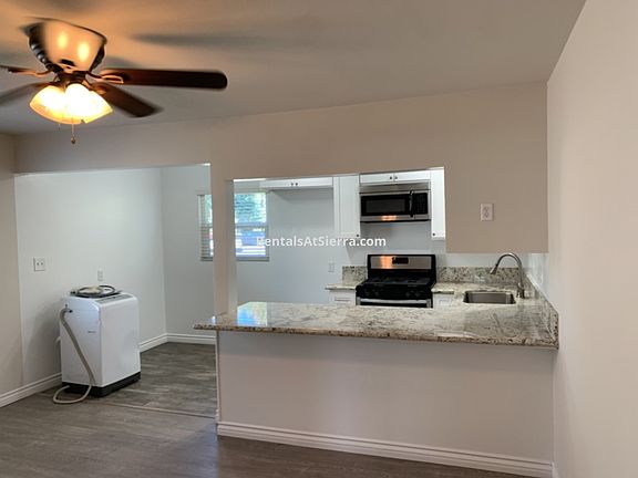 2nd image of 727 S Glenoaks Blvd #727
