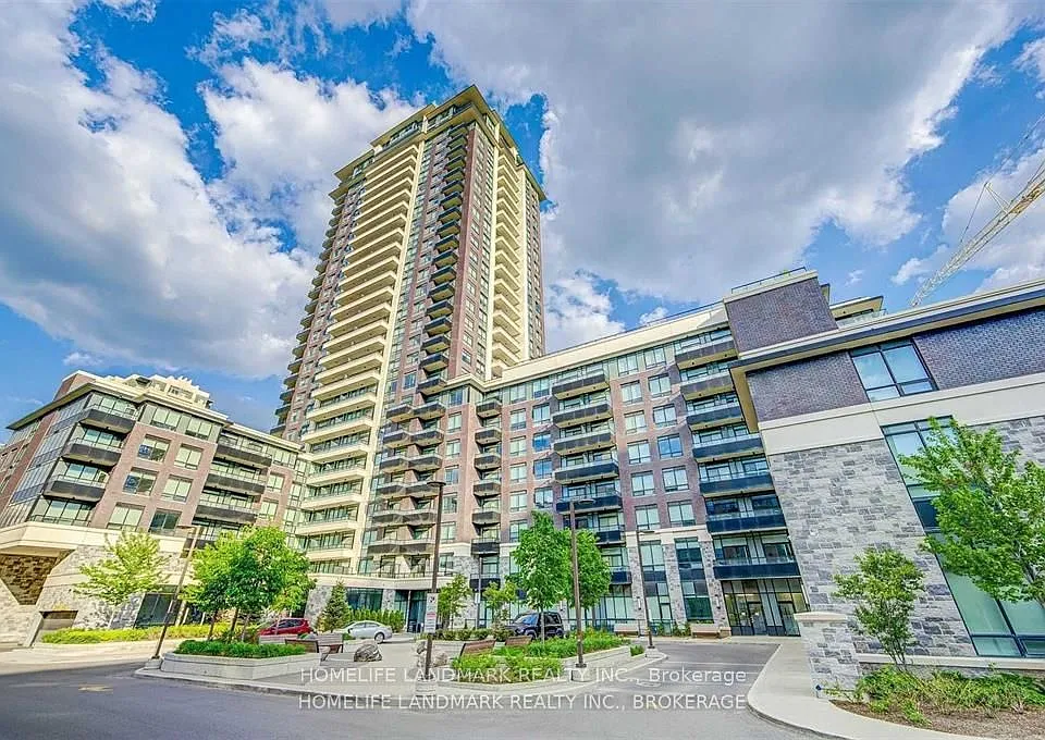 15 Water Walk Dr #202