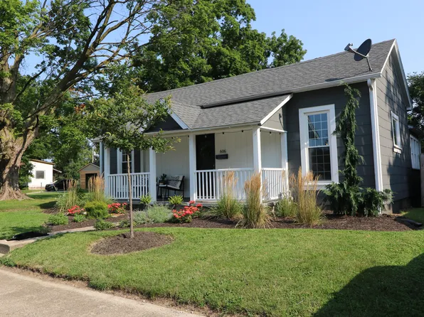 606 E College St, Crawfordsville, IN 47933