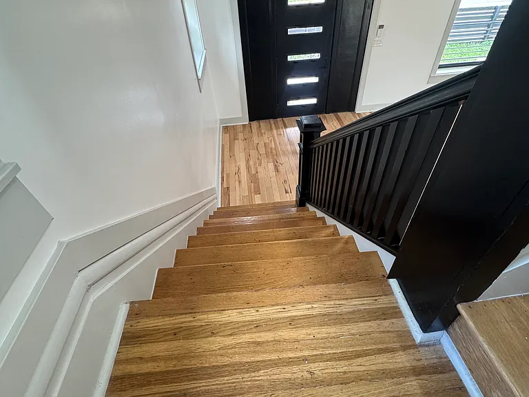Staircase to main floor!