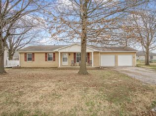 1012 Randolph St, Red Bud, IL 62278