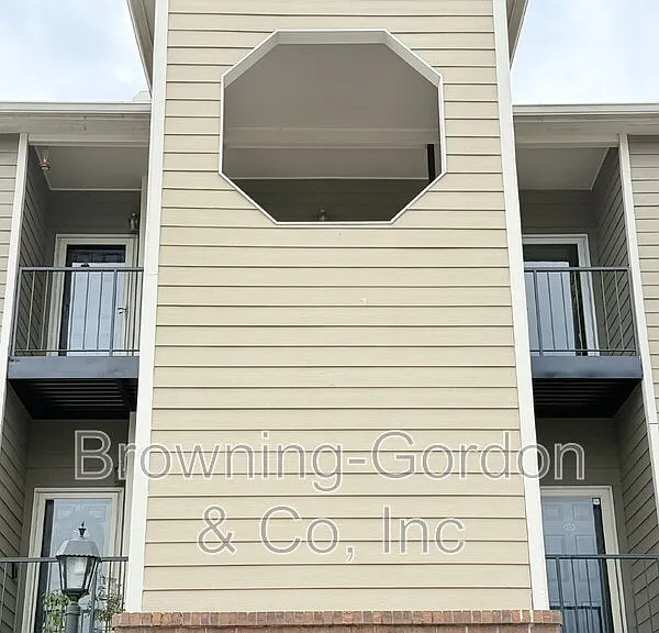 123 W End Pl — Photo 1