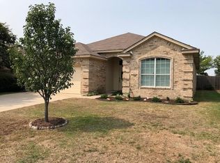 212 Saint James Ct, Rhome, TX 76078