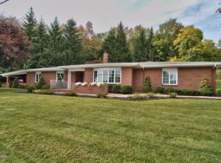 1151 Mount Cobb Rd, Jefferson Township, PA 18436