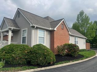 6970 Greensview Village Dr, Canal Winchester, OH 43110