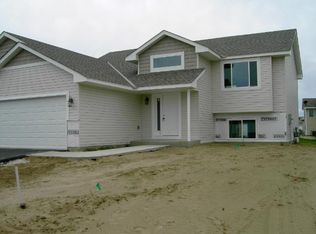 17057 Lupine Ln, Big Lake, MN 55309