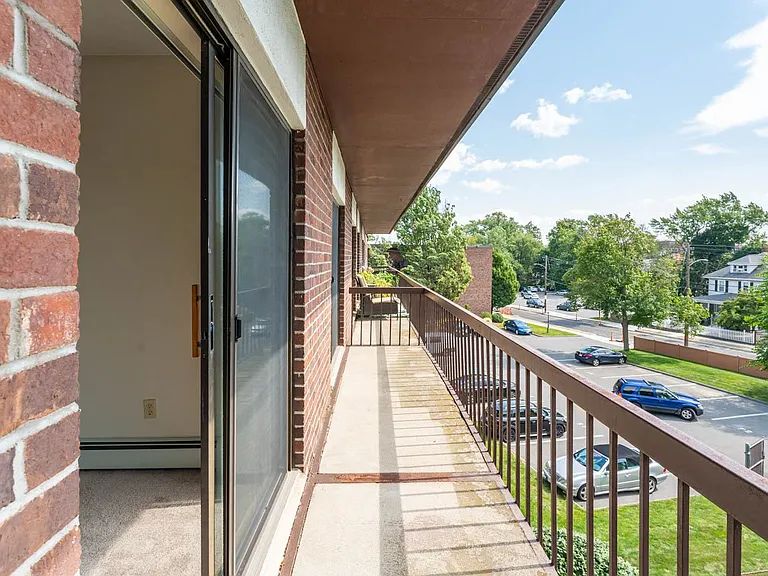 Quincy Commons — Photo 14