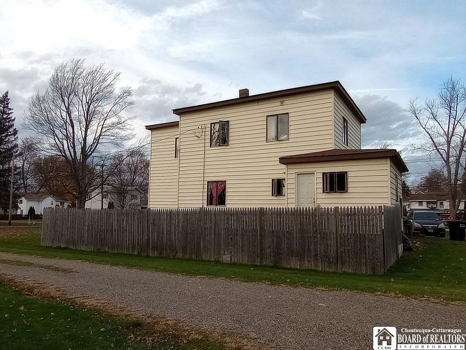 2073 Spruce St, North Collins, NY 14111 MLS R1443214 Zillow