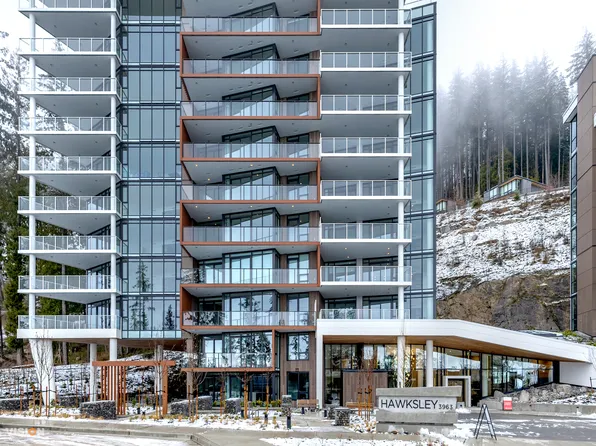 3963 Uplands Way #402, West Vancouver, BC V7S 0B9