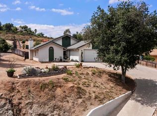 25465 Pappas Rd, Ramona, CA 92065