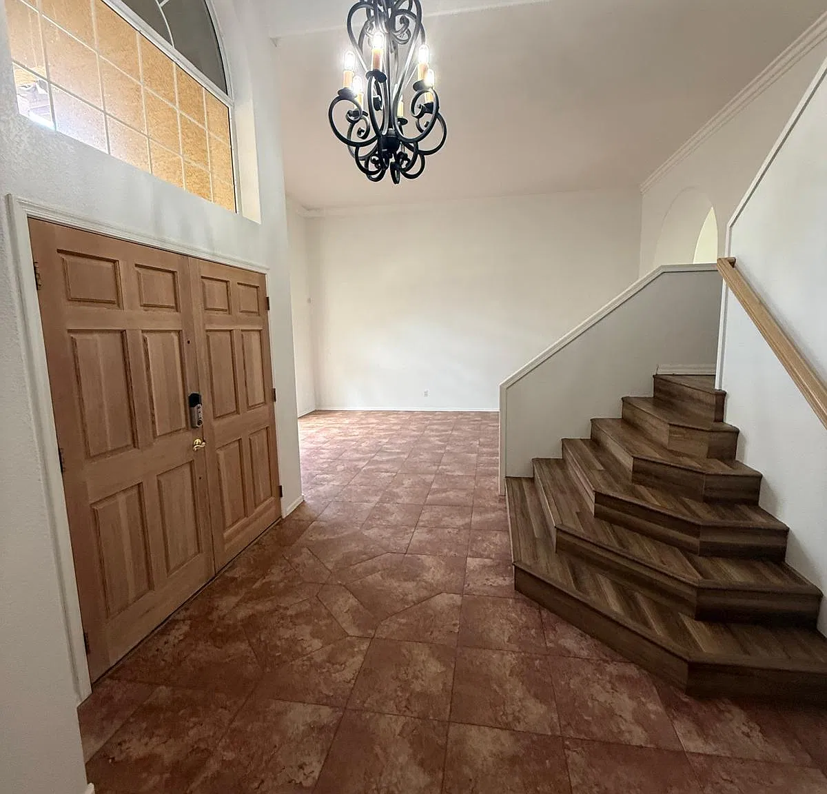 4 bed, 3.0 bath, 3312 sqft, $4,350 — Photo 4