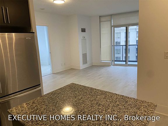 5th image of 330 Burnhamthorpe Rd W #2707