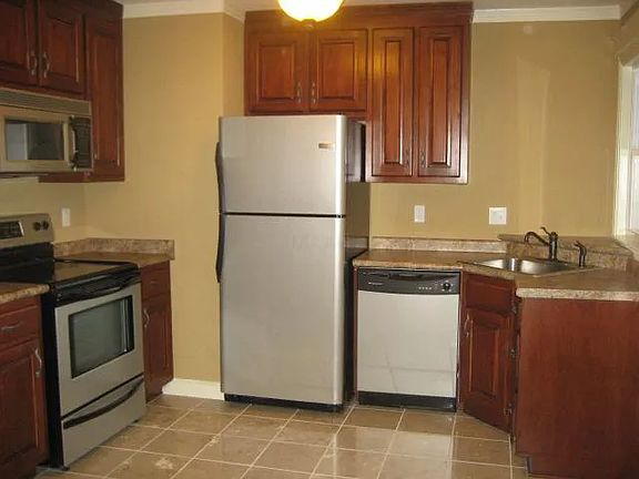 2nd image of 3813 Douglass Ave