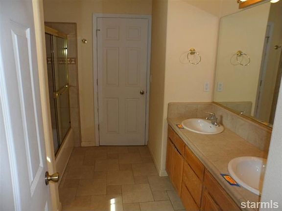 3rd image of 1206 Dedi Ave