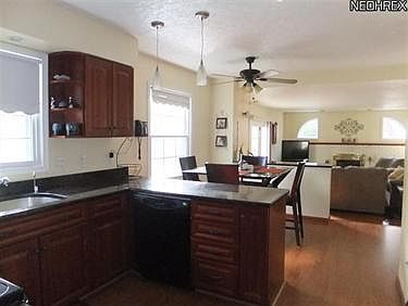 5th image of 3997 Tennyson Ln