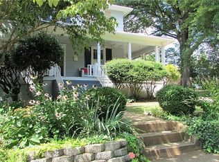 1717 Angelo St, Winston Salem, NC 27104