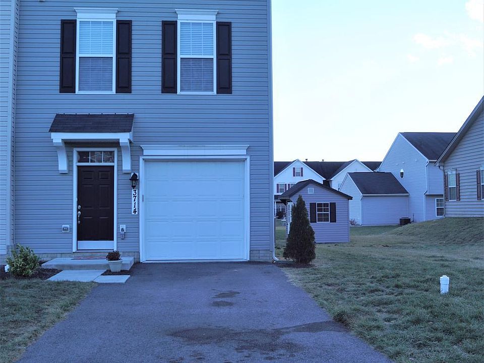 1st image of 3714 Oakley Ln