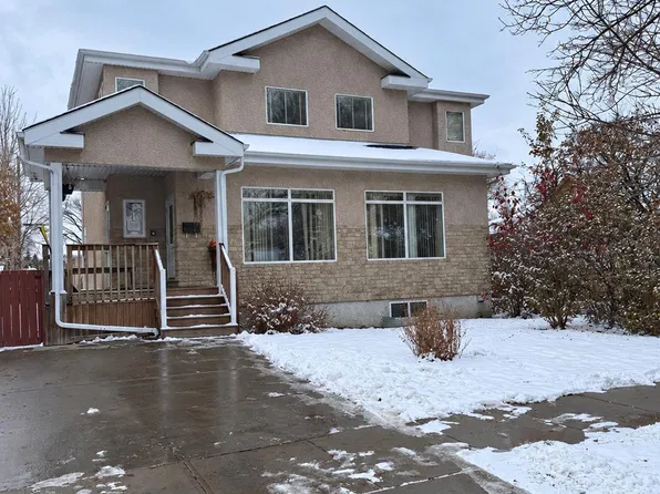 9512 154th St NW, Edmonton, AB T5P 2E9