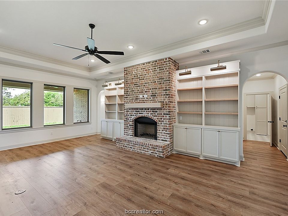 1st image of 2124 Madden Cir