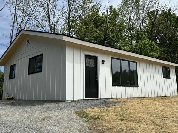 851 Park Street, Morristown, VT 05661