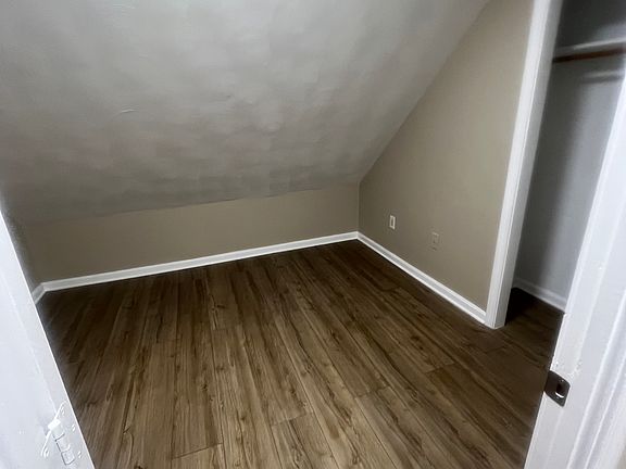 5th image of 328 Atwells Ave APT 3