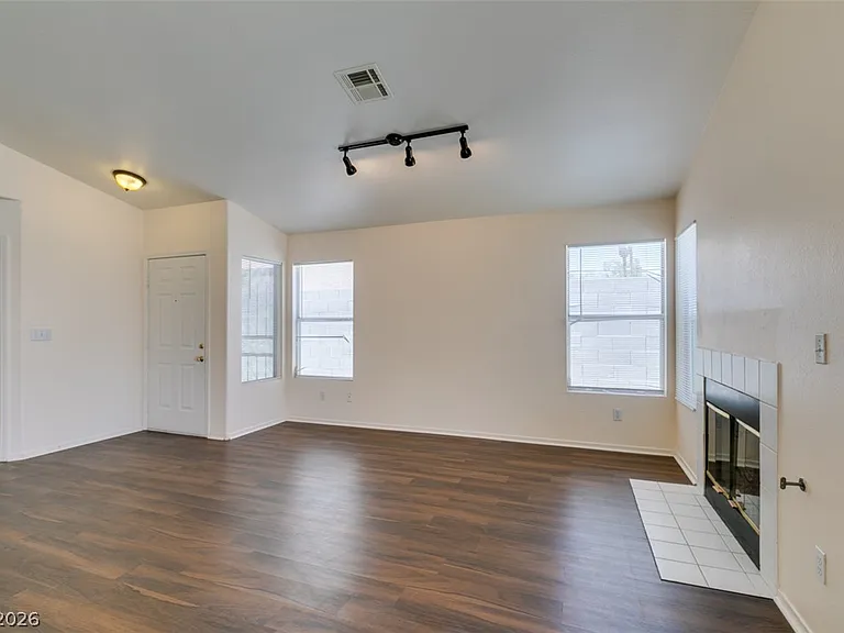 8216 Ogee Dr — Photo 7
