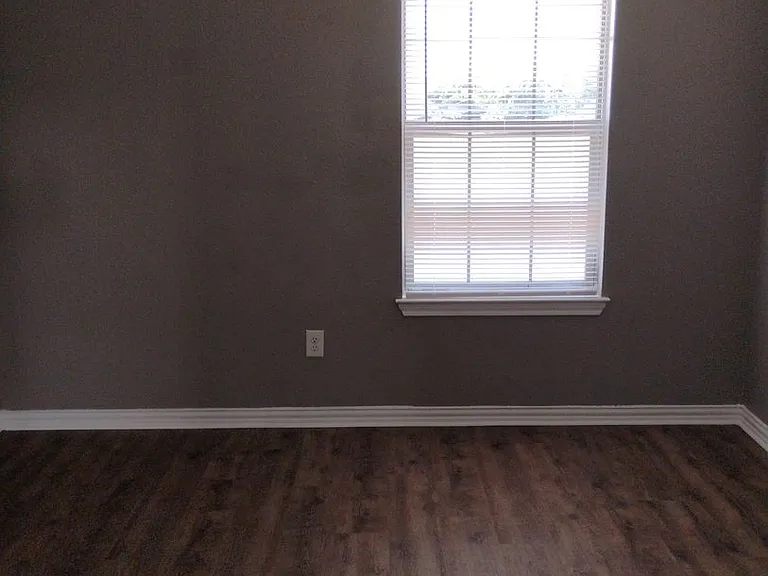 Lacy Loft — Photo 31