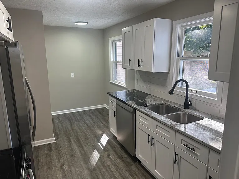 3754 Freemont Rd — Photo 8