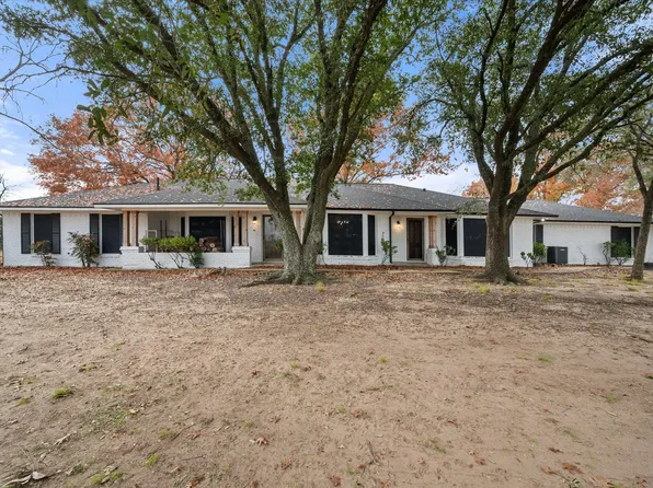 9926 NW County Road 1390, Blooming Grove, TX 76626