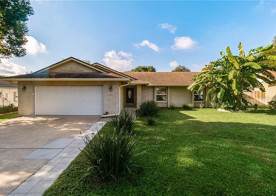 1st image of 15730 Lake Hodge Ct