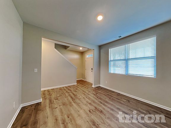 3rd image of 201 William Dylan Dr