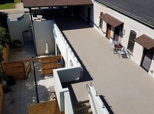 114 2nd St #2, New Glarus, WI 53574