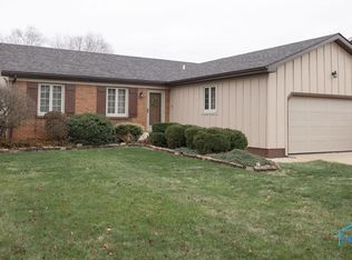 5945 Rounding River Ln, Toledo, OH 43611