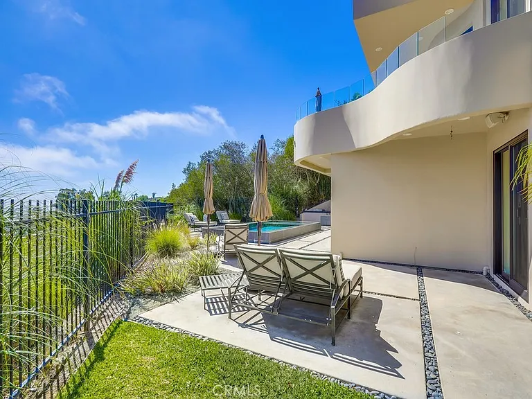 1725 Del Mar Ave — Photo 40
