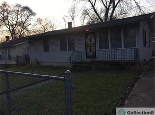 15418 Maple Ln, Markham, IL 60428