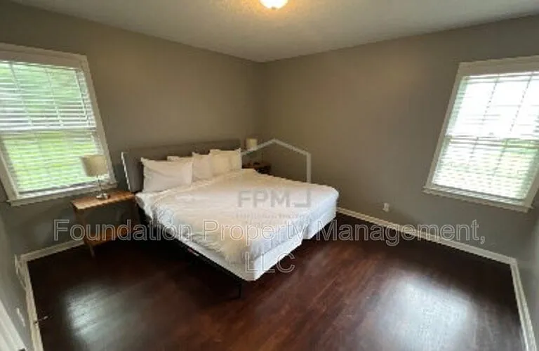 6236 Haddington Dr — Photo 17