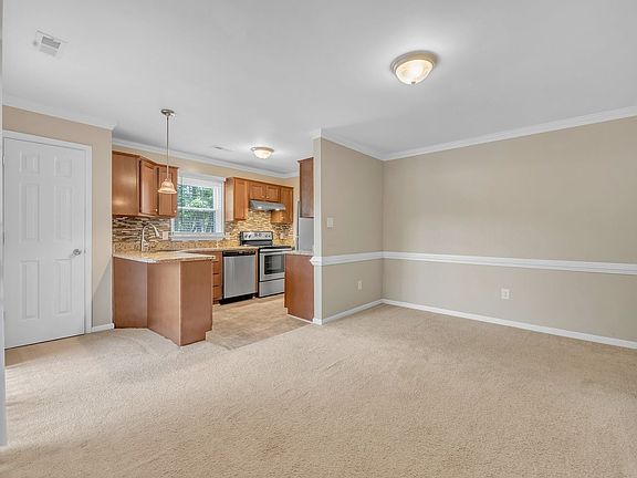 5th image of 103 Turnbridge Ln APT A