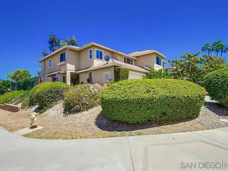 13563 Longfellow Ln — Photo 40